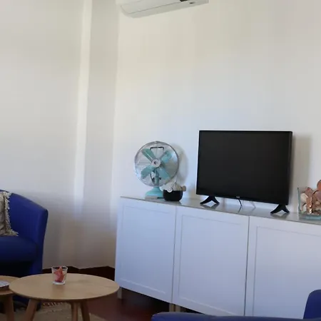 Olhos Do Mar By Albufeira